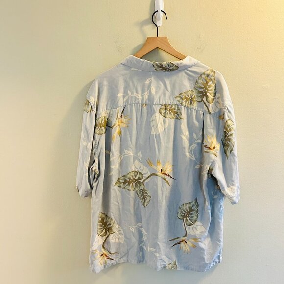 Axist Tropical Shirt Mens Size XL 100% Silk Light Blue Floral Short Sleeve - Picture 2 of 6